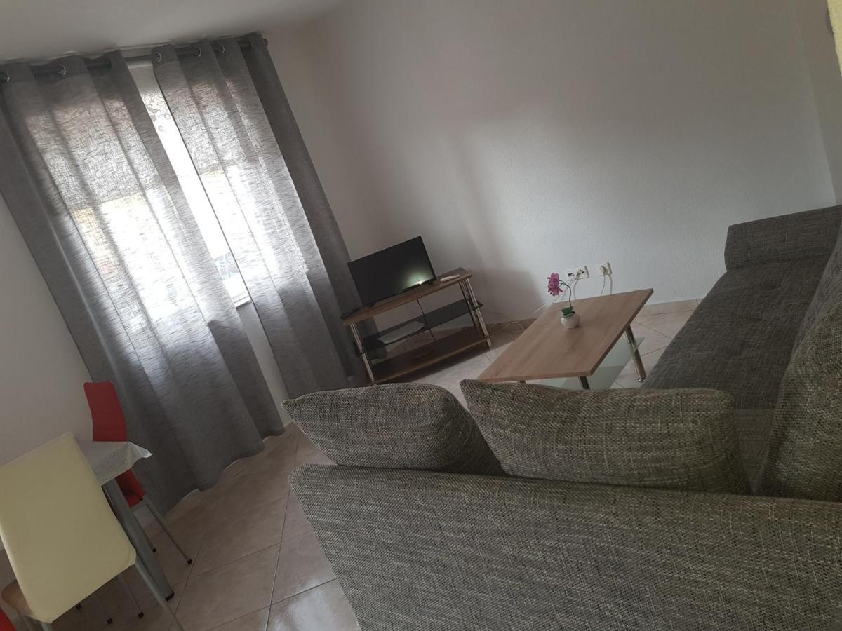 Apartmani Vrdoljak มาลินสกา ภายนอก รูปภาพ