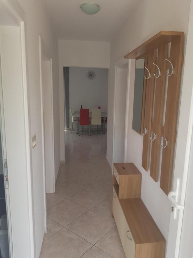 Apartmani Vrdoljak มาลินสกา ภายนอก รูปภาพ